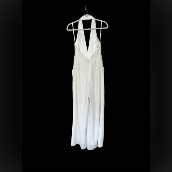 Jill Stuart Mara Halter Jumpsuit Ivory 6 EUC - Picture 10 of 10